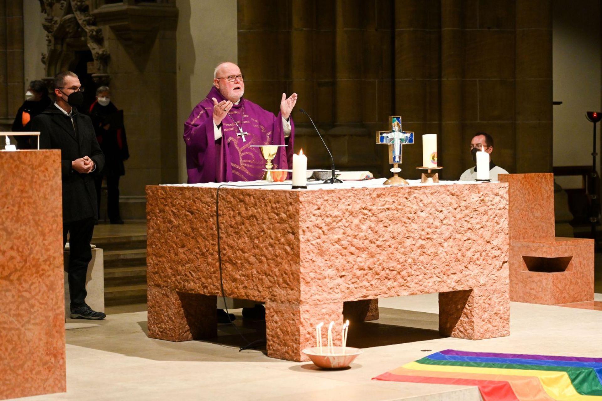 Marx im Jahr 2022 bei einem Queer-Gottesdienst in München. (Archivbild: Tobias Hase/dpa)