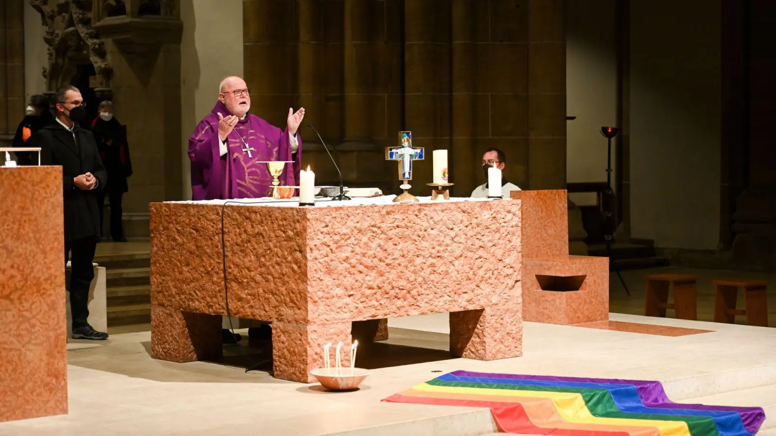 Marx im Jahr 2022 bei einem Queer-Gottesdienst in München. (Archivbild: Tobias Hase/dpa)