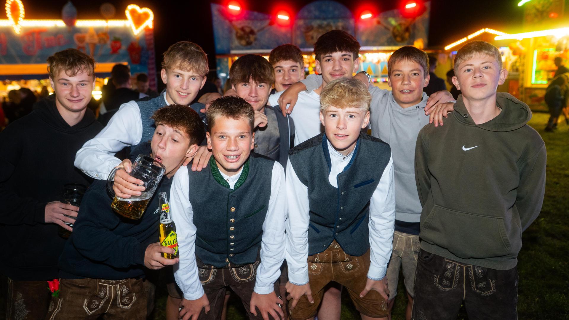 Wernberg feiert Kirwa, die Stoapfälzer Spitzbuam liefern die Musik zum Fest. (Bild: Hannes Stock)