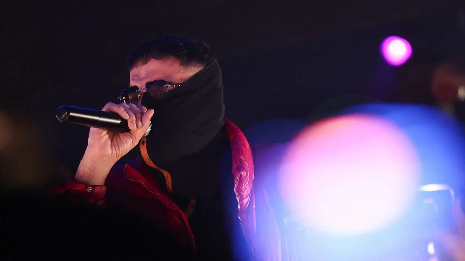 Haftbefehl ist mit einer neuen Single zurück (Archivbild). (Bild: Hannes P. Albert/dpa)