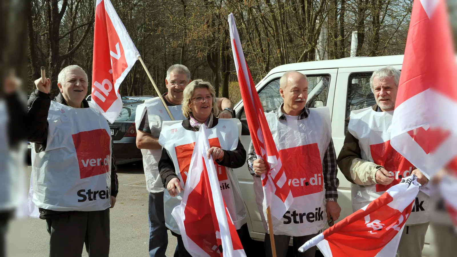 Nach gescheiterten Tarifverhandlungen ruft Verdi unter anderem die ortsansässigen Beschäftigten der U.S.Army in Grafenwöhr und Vilseck zu weiteren Streiks auf. (Archivbild: Norbert Försterling)