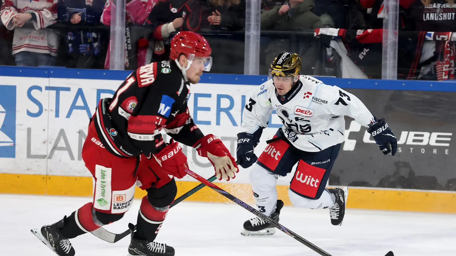 Tomas Rubes und die Blue Devils Weiden haben das Auswärtsspiel beim EV Landshut nach einer Aufholjagd im Schlussdrittel mit 3:2 gewonnen. (Bild: Vinçon)