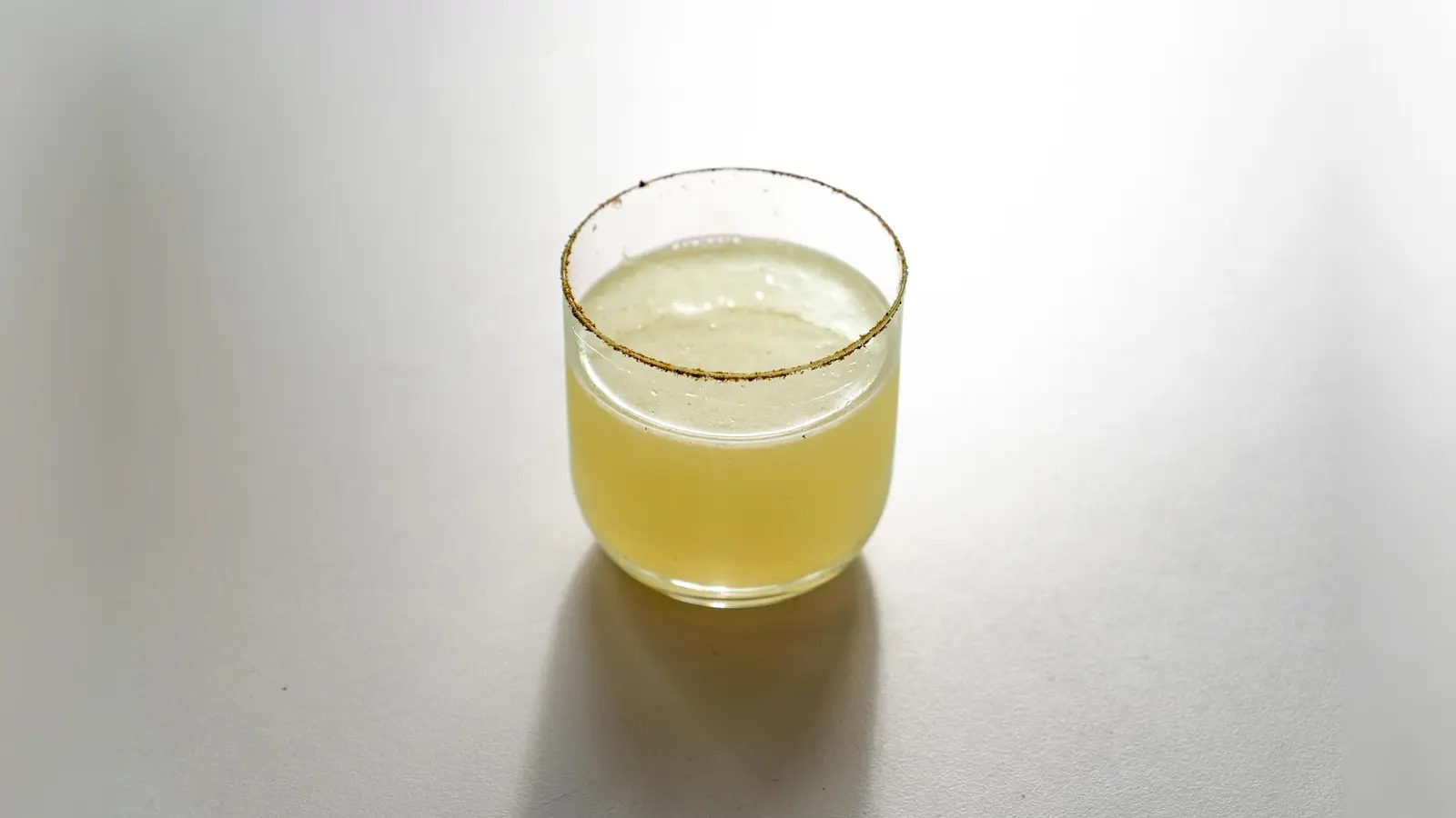 Limette und Birne - so gehört sich das im Frühspät-Herbstsommer. (Bild: knz)