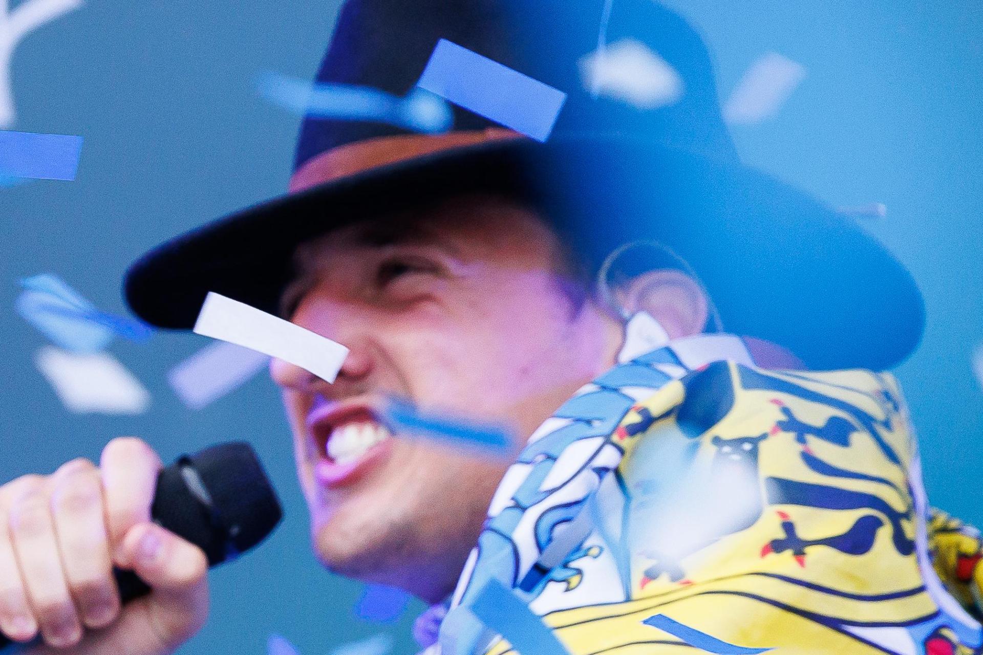 Der Schwandorfer Schlagerrapper Tream hat seine eigene Trachtenkollektion herausgebracht. (Archivbild: Florian Wieser/dpa)