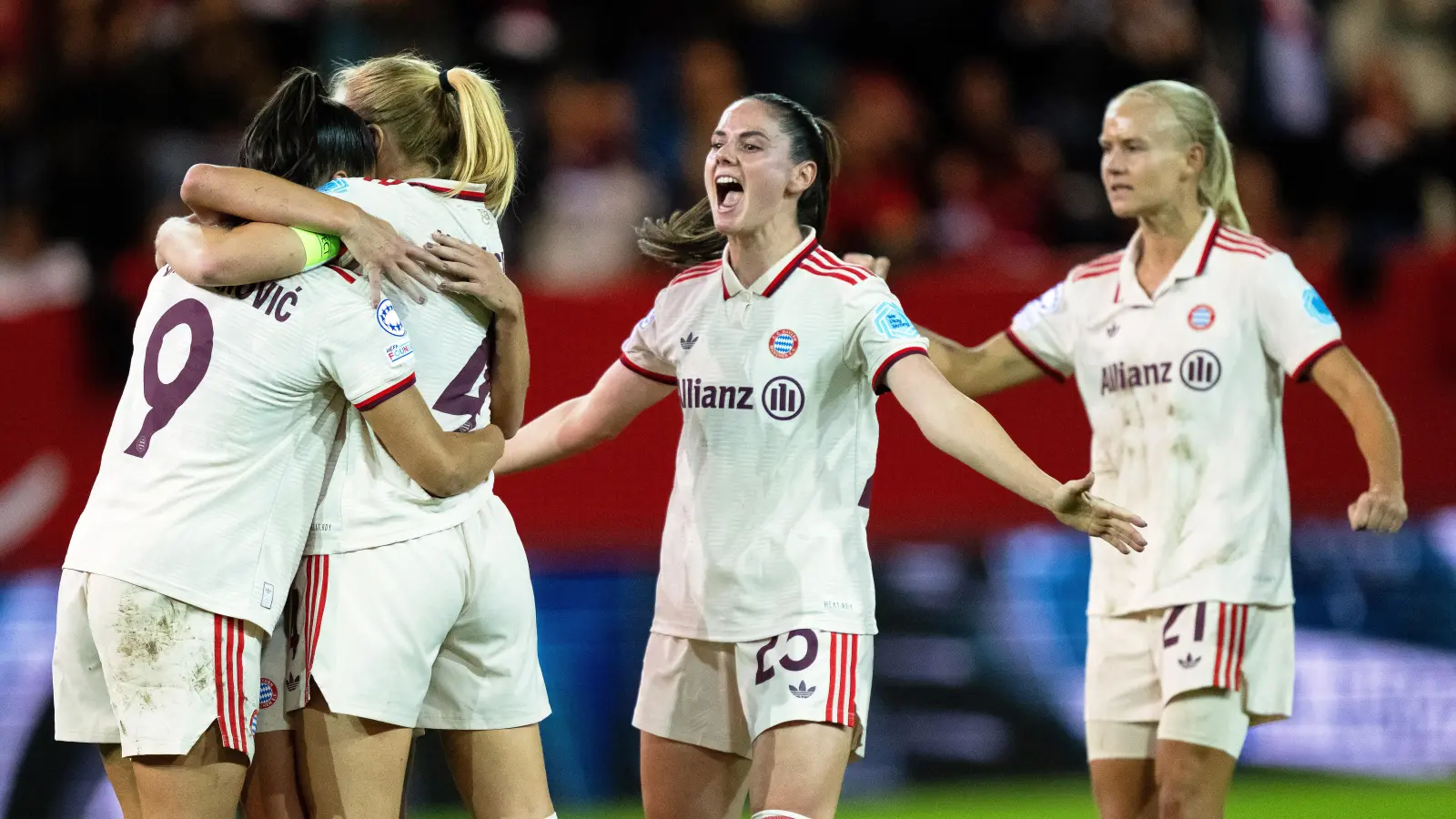 Einer der bisherigen Saisonhöhepunkte der FC-Bayern-Frauen: Das 5:2 gegen den FC Arsenal am ersten Spieltag der Champions-League-Saison. (Bild: Sven Hoppe/dpa)