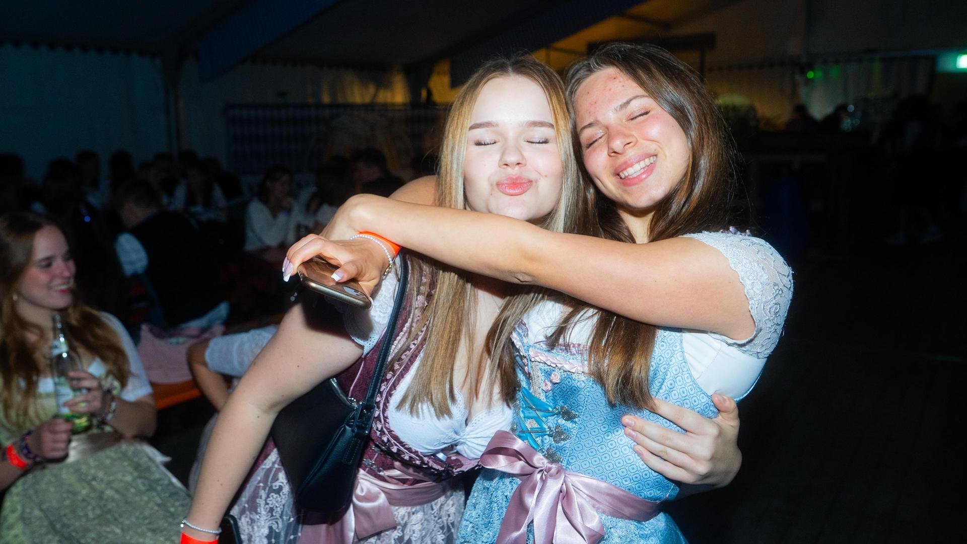 Die Bilder von der Wülnauer Kirwa vom Samstag. (Bild: Hannes Stock)