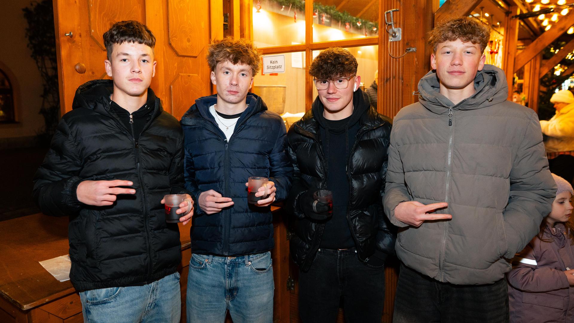 In Weiden war am Samstag auf dem Weihnachtsmarkt einiges los. (Bild: Hannes Stock)