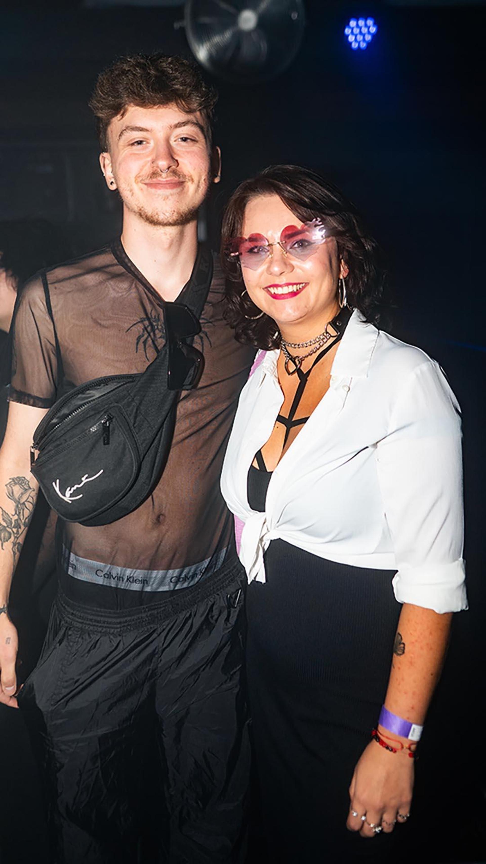 Fotograf Hannes Stock hat die Bilder der Nacht aus dem Paradox in Weiden mitgebracht. (Bild: Hannes Stock)