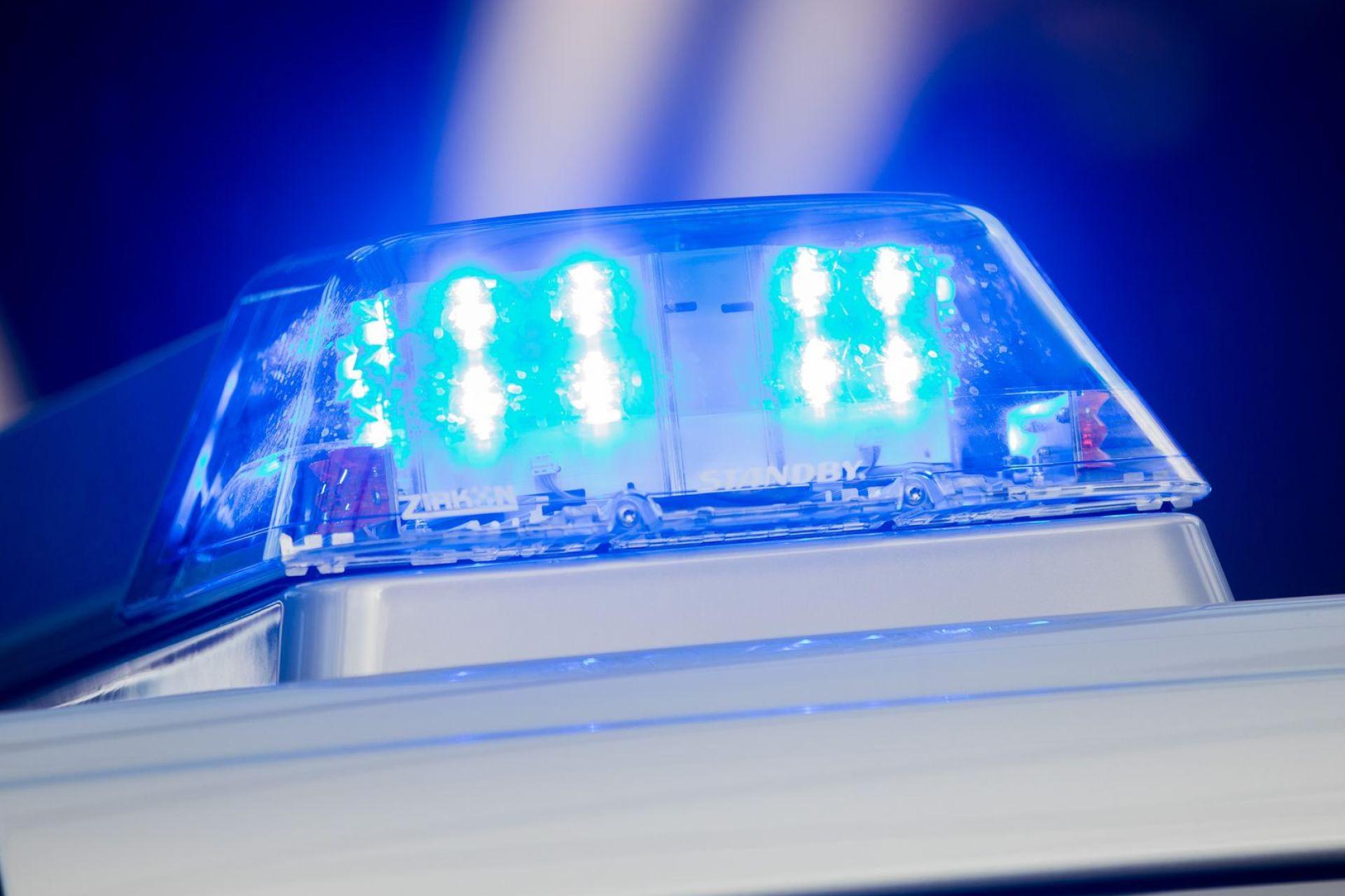Die Polizei bittet Zeugen um Hinweise. (Symbolbild) (Symbolbild: Rolf Vennenbernd/dpa)