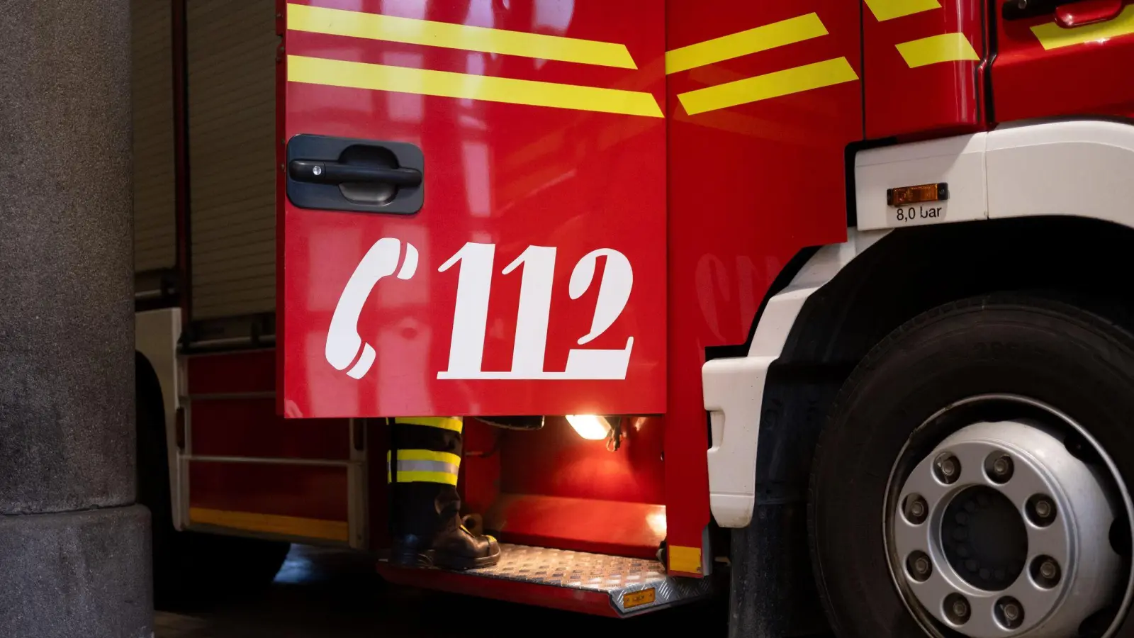 Die örtliche freiwillige Feuerwehr war mit etwa 70 Kräften im Einsatz. (Symbolbild) (Bild: Niklas Treppner/dpa)