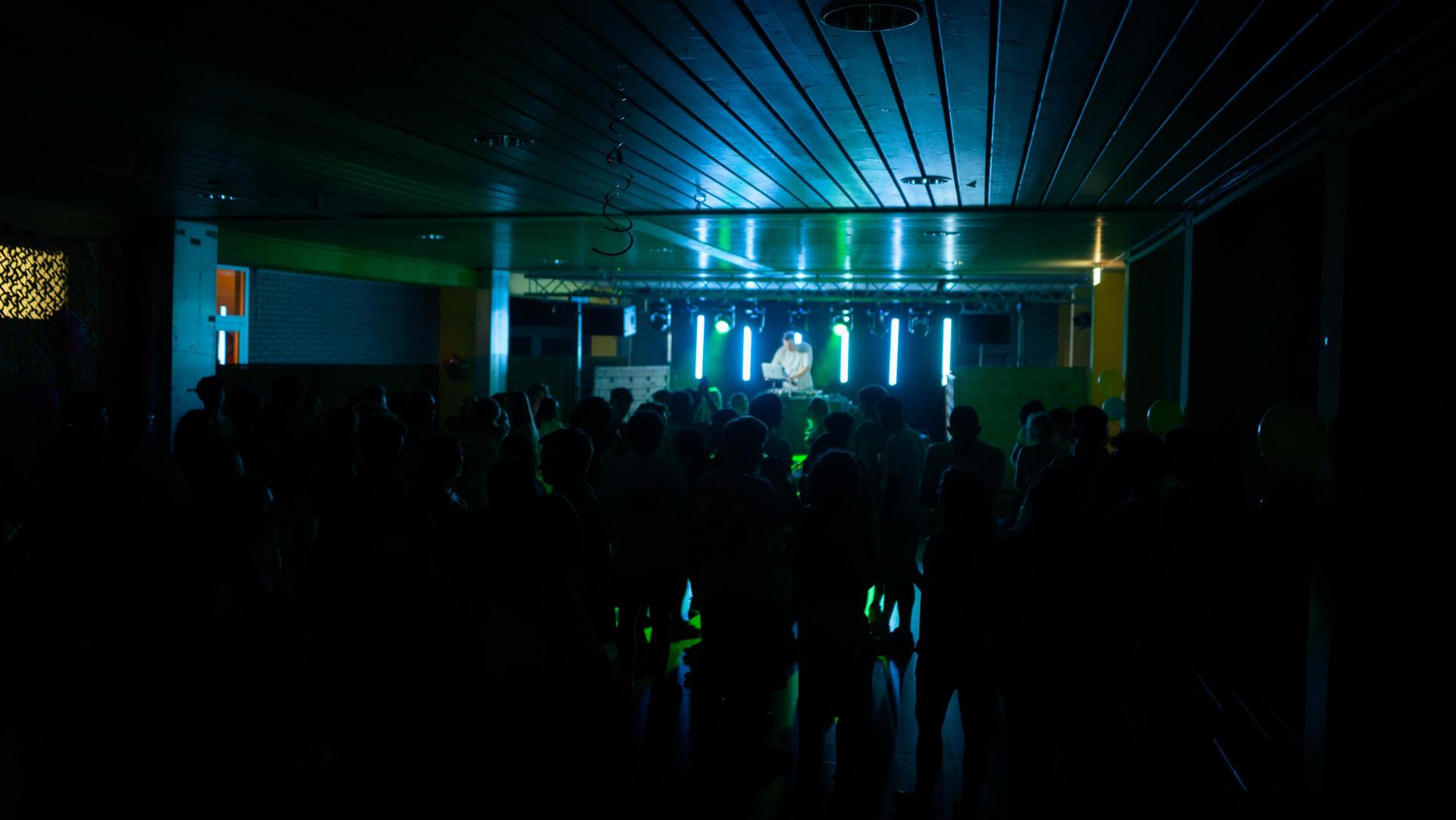Einblicke in die After Party des Kepler Gymnasiums. (Bild: Hannes Stock)