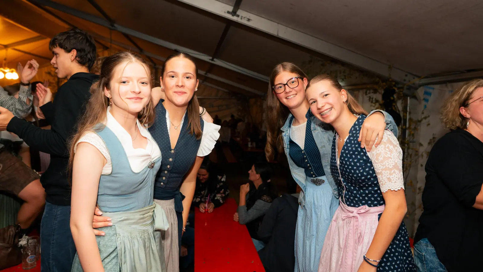 Die Highlights am Samstag bei der Kirchweih der DJK Weiden. (Bild: Hannes Stock)
