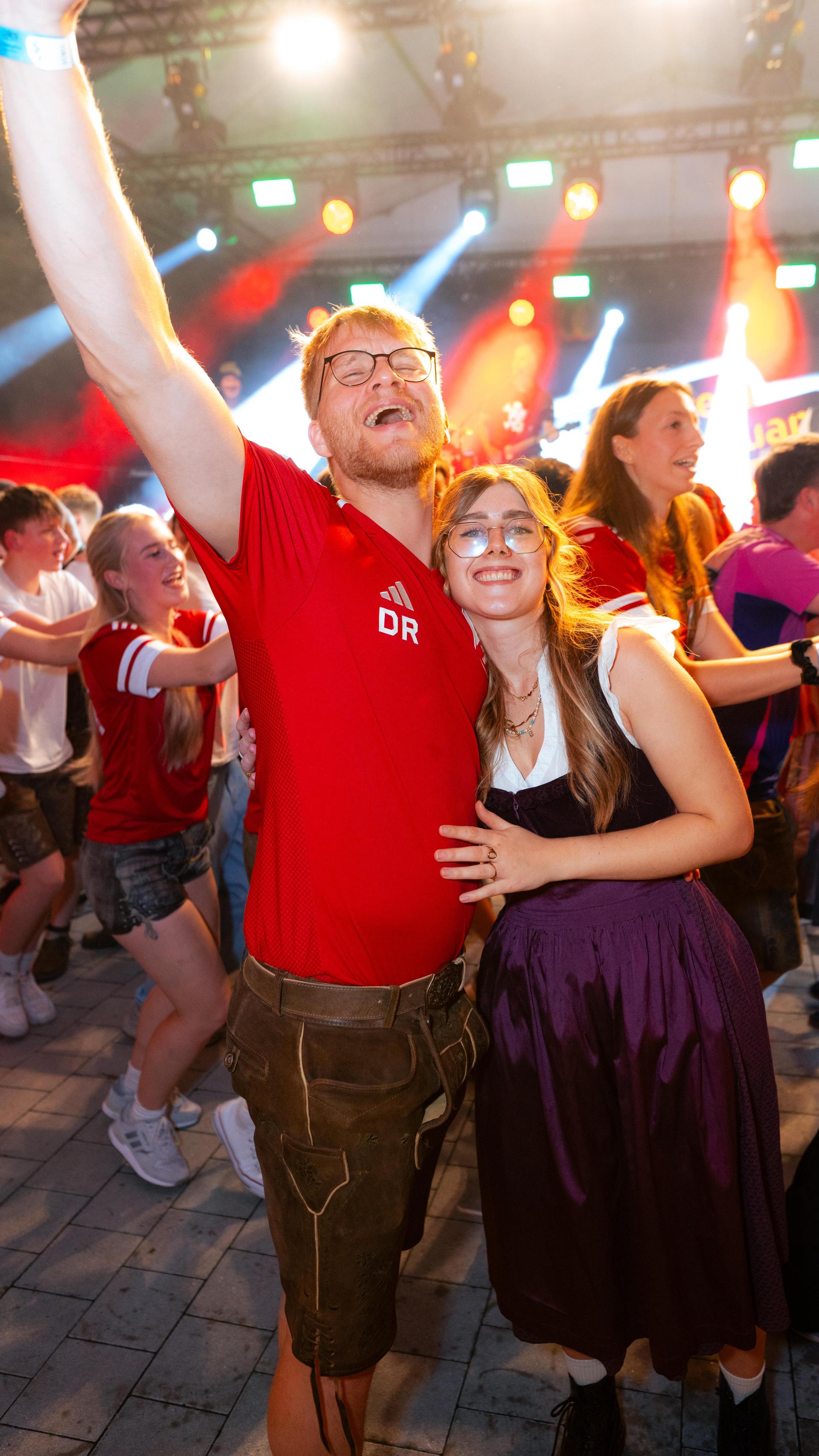 Bilder des Abends. (Bild: Hannes Stock)