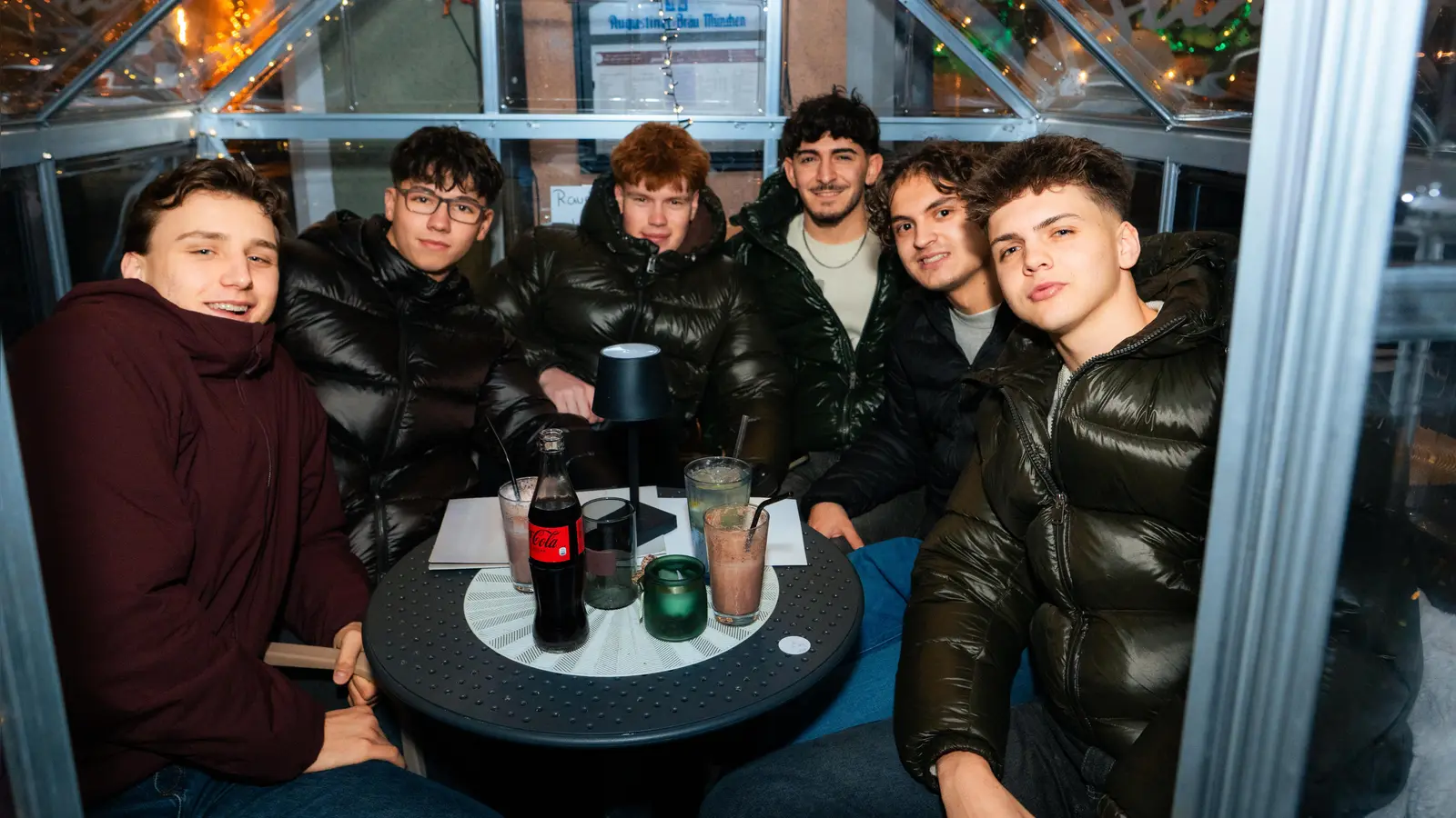 Bilder vom Freitag in der SantoRino Bar in Weiden.  (Bild: Hannes Stock)