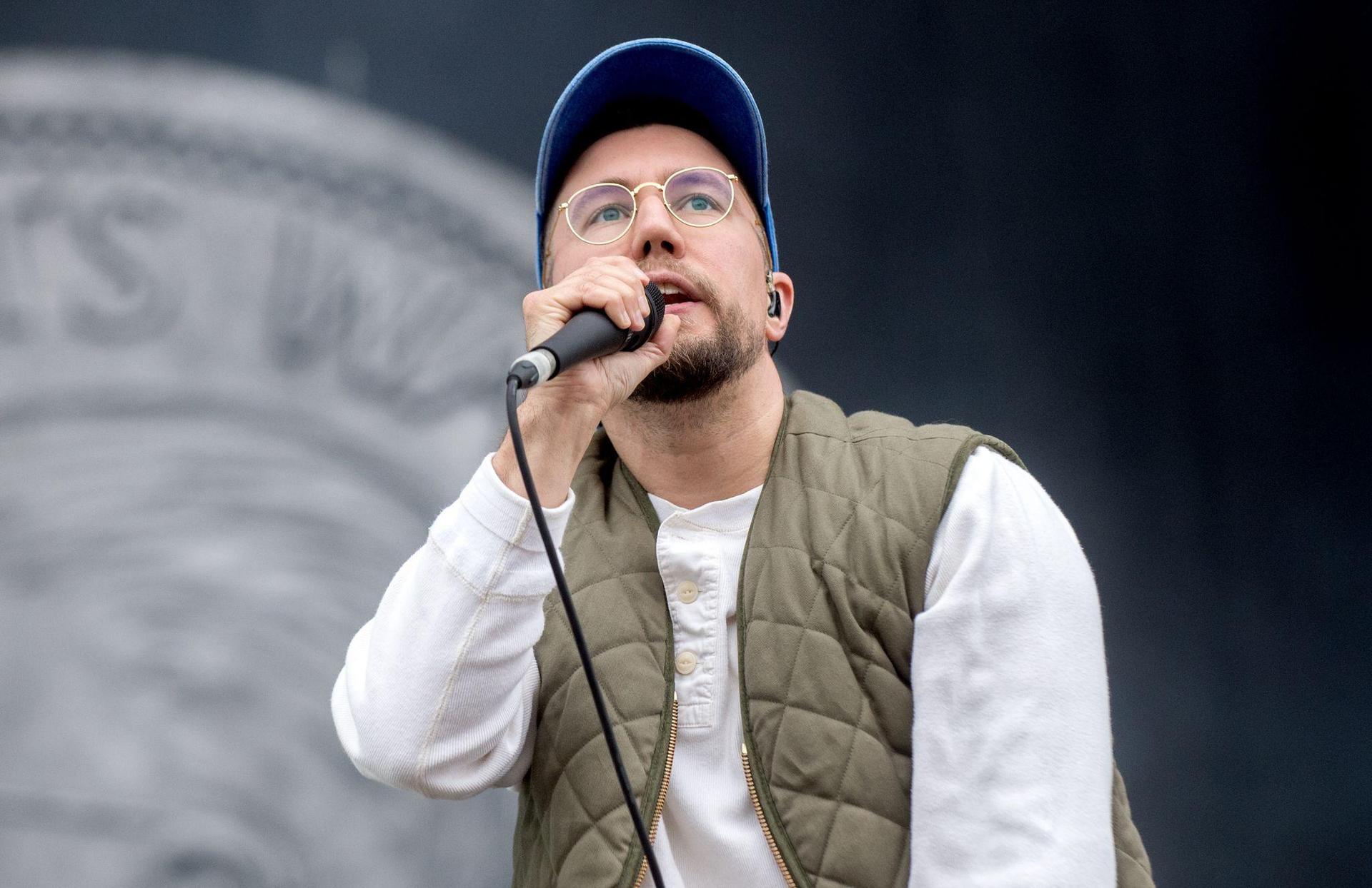 Prinz Pi: „Ich komme aus der Generation, da hat man noch sein Geld verdient, indem man Alben verkauft hat, auf CD.“ (Archivbild) (Bild: Hauke-Christian Dittrich/dpa)