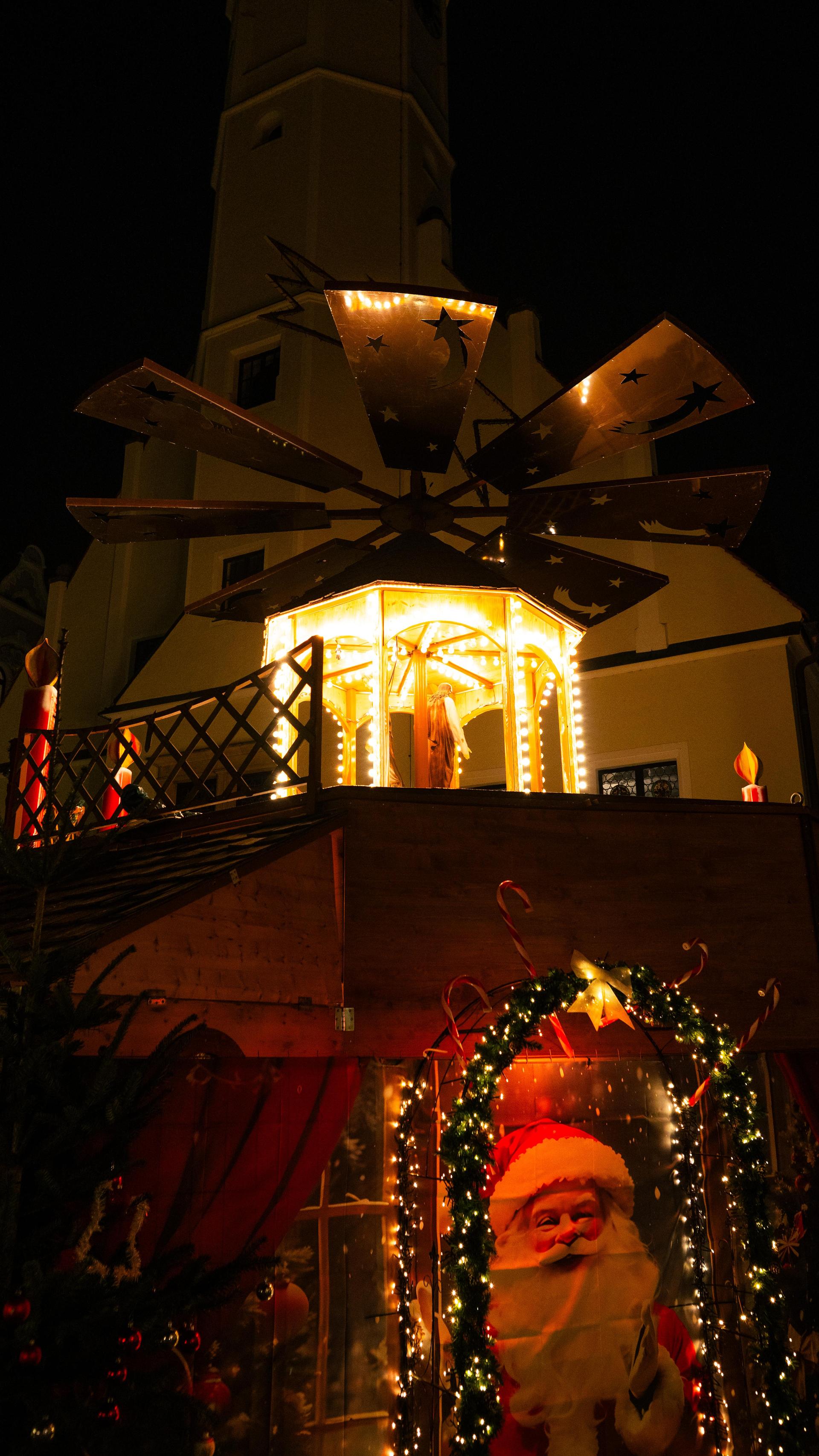 Fotos vom Weidener Weihnachtsmarkt am Freitag.  (Bild: Hannes Stock)