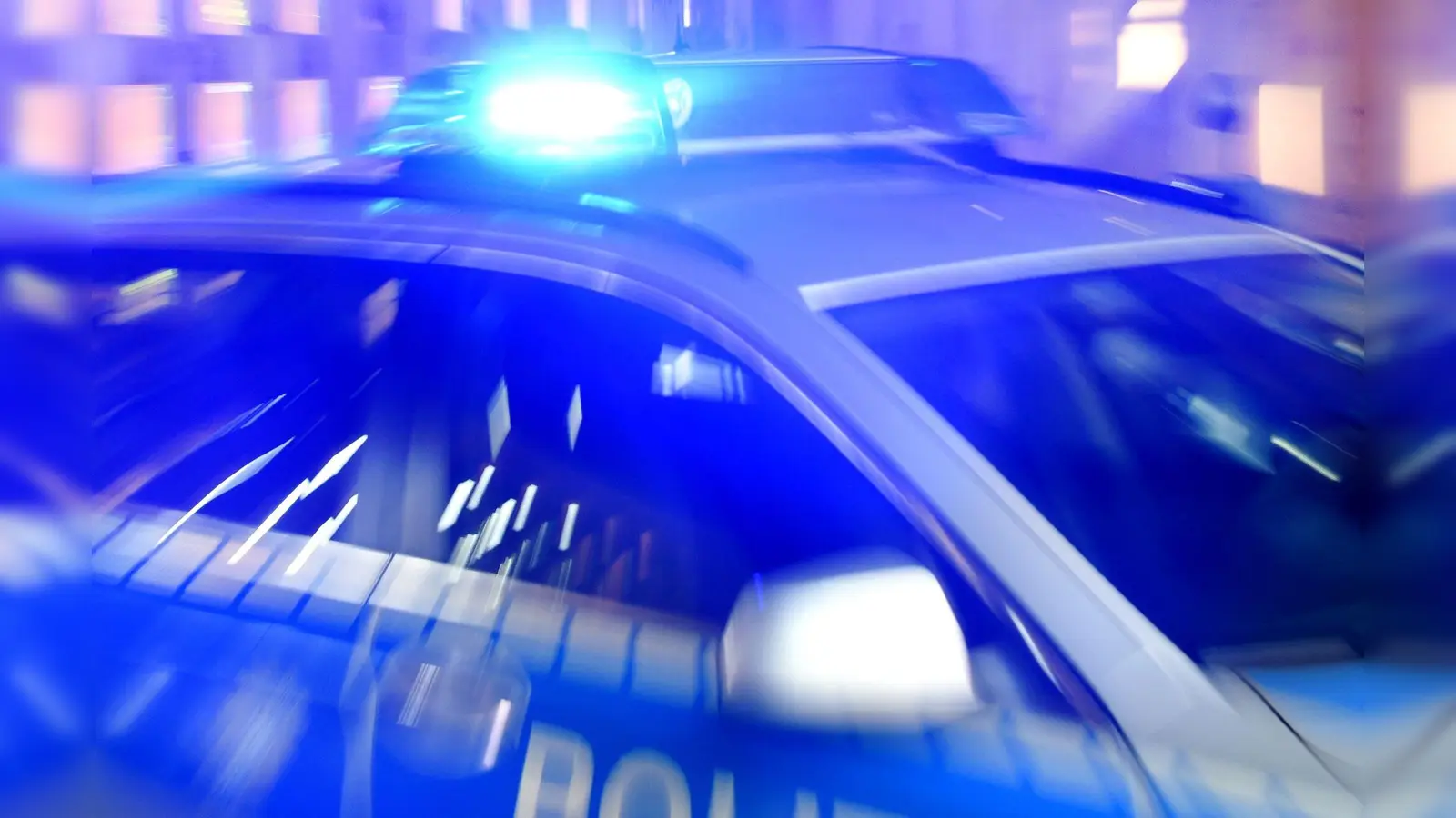 In Weiden wurden zwei Fahrräder der Marke Cube gestohlen. Die Polizei sucht Zeugen, die Hinweise zu den Diebstählen in der Stresemannstraße und Leimbergerstraße geben können. (Symbolbild: Carsten Rehder/dpa)