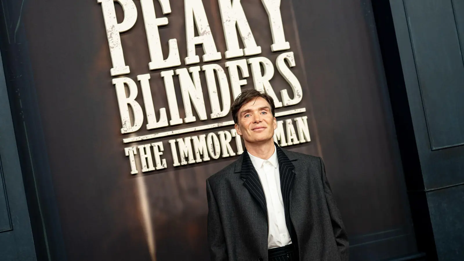 Schauspieler Cillian Murphy ist bei der Serienfortsetzung als ausführender Produzent beteiligt. (Archivfoto)  (Bild: Fabian Sommer/dpa)