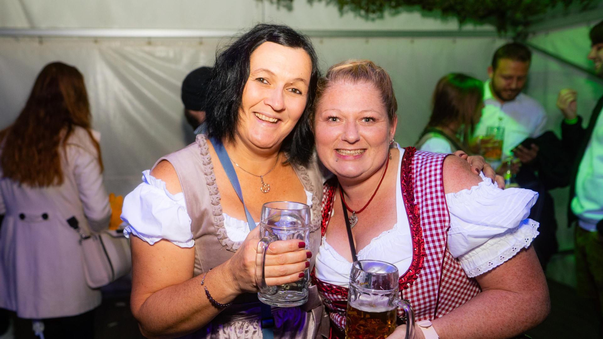 Alle Samstagsbilder der Kirwa in Weiherhammer. (Bild: Hannes Stock)