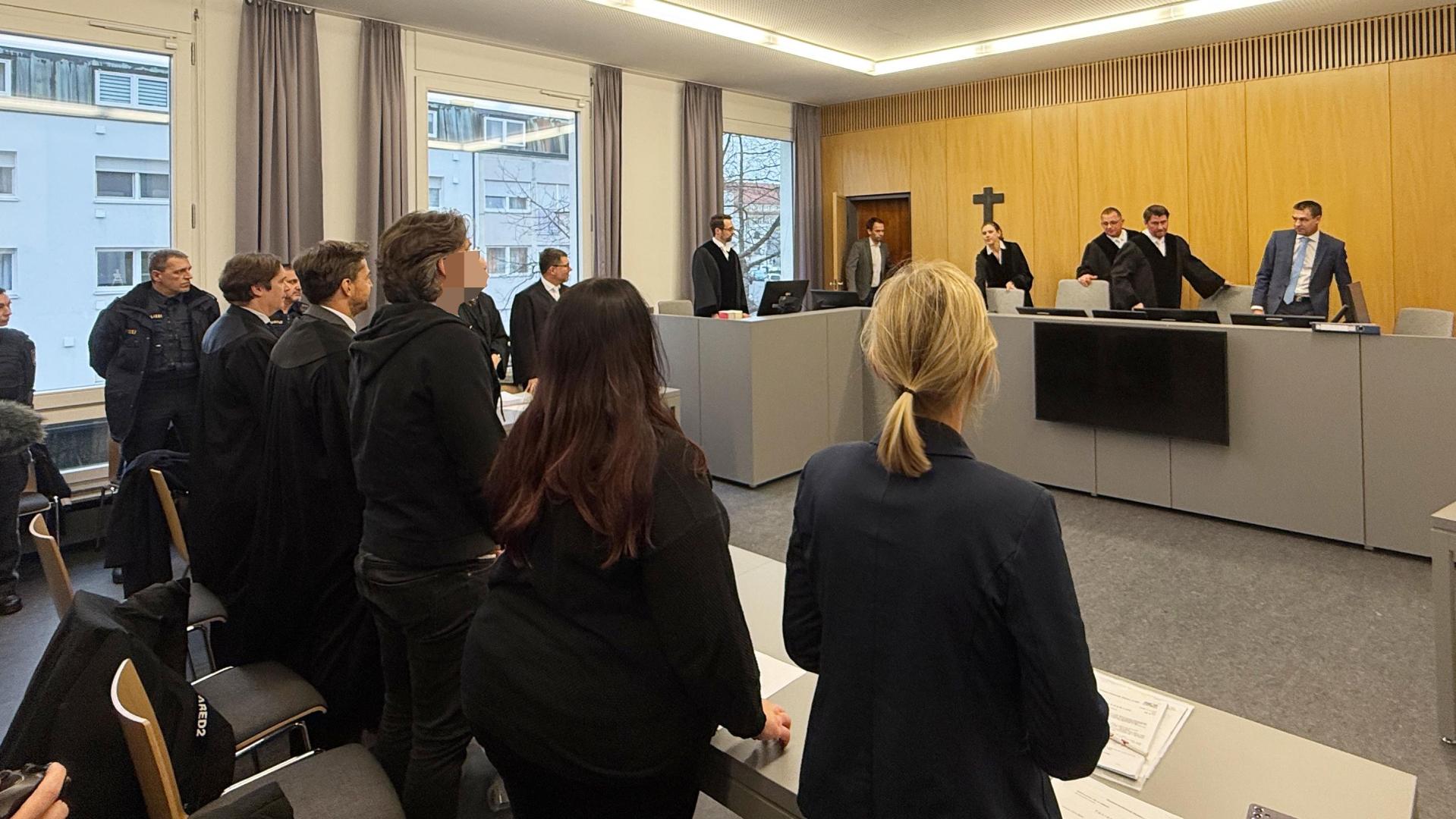 Der Champagner-Prozess in Weiden. (Archivbild: Gabi Schönberger)