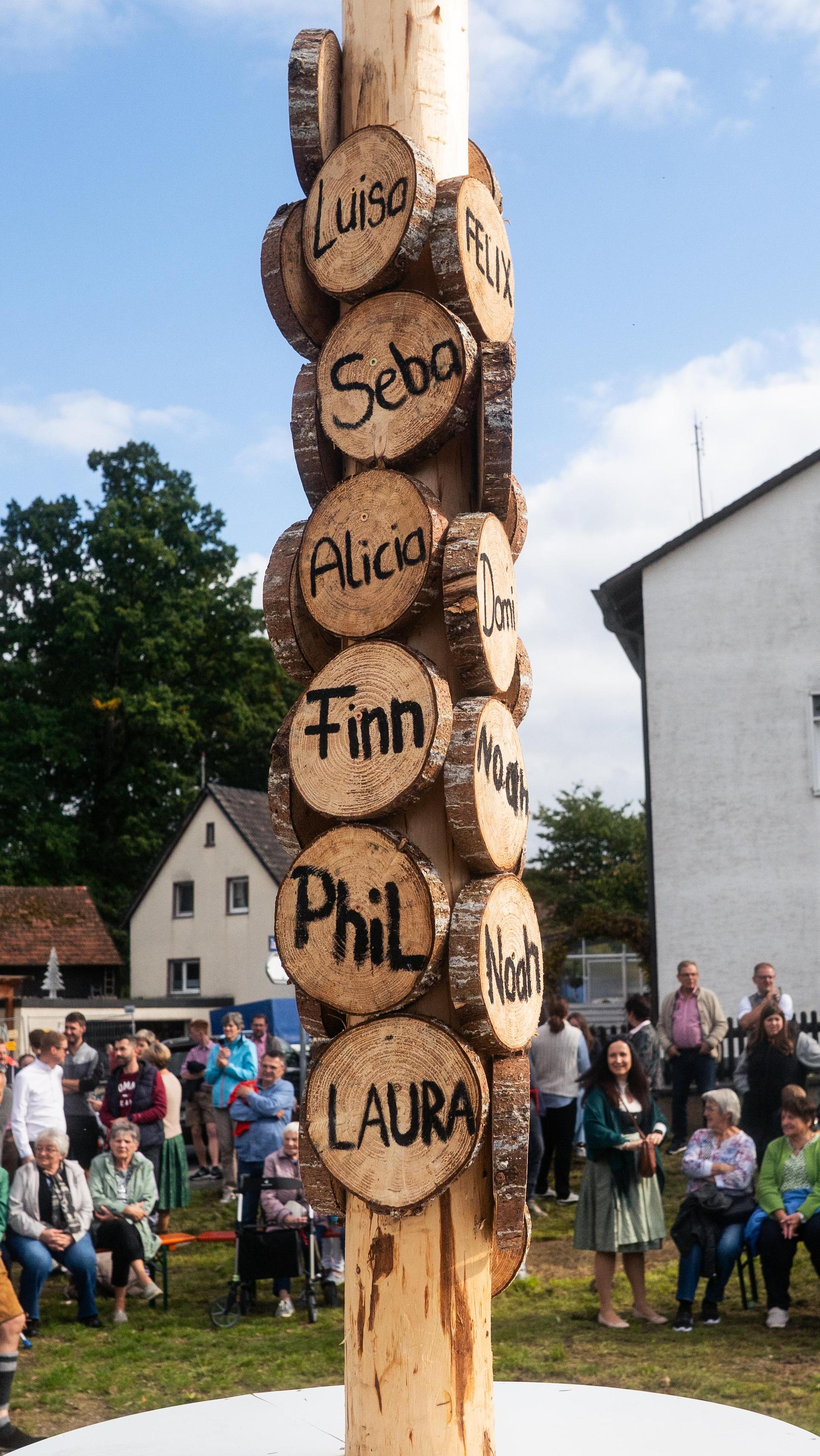 Auch am Sonntag wurde in Oberwildenau Kirwa gefeiert! (Bild: Hannes Stock)