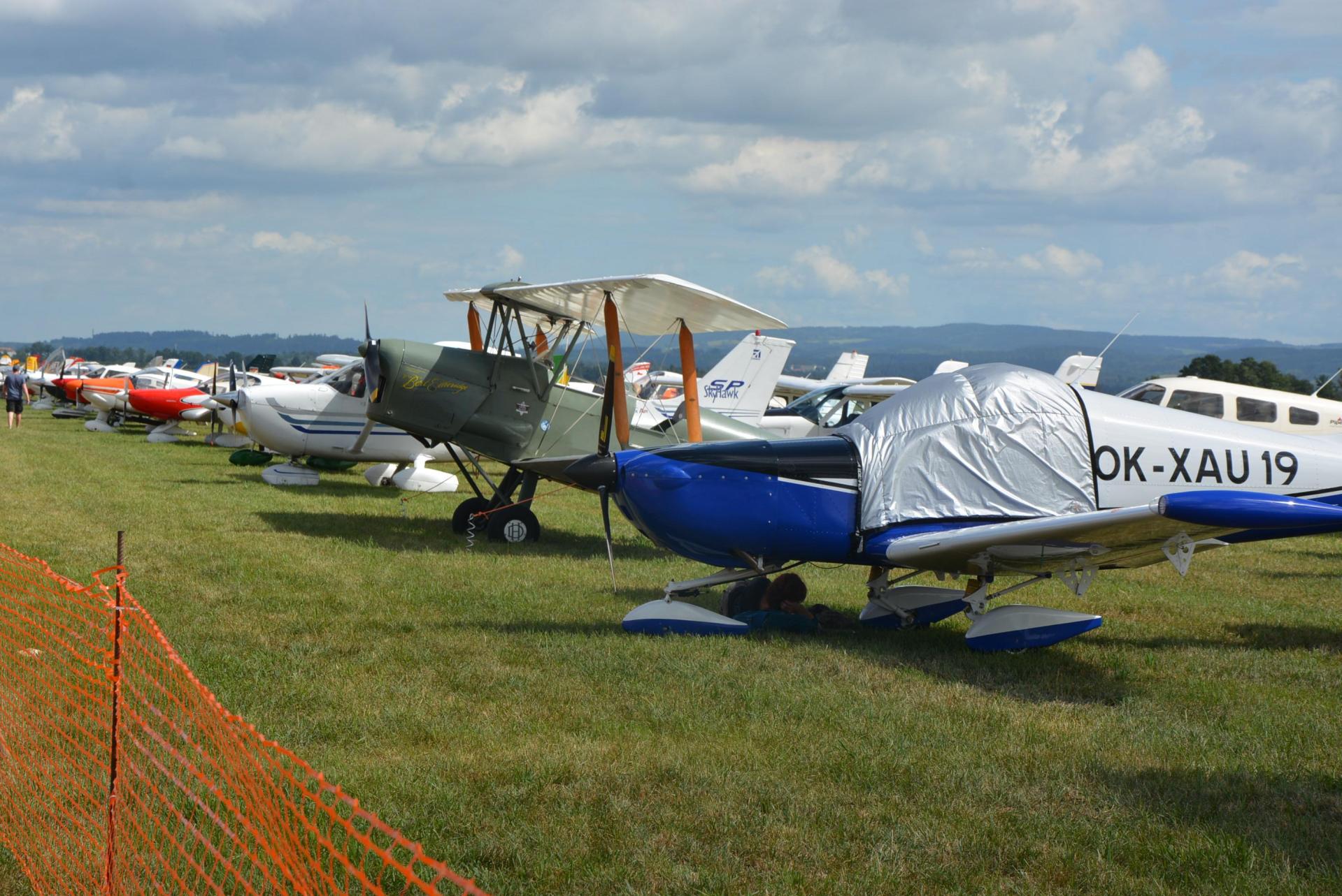 Bei den Flugtagen in Eger, hier ein Bild aus dem Jahr 2020, sind viele verschiedene Maschinen zu bewundern.  (Archivbild: jr)