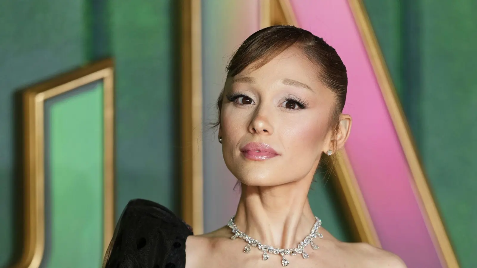 US-Popstar Ariana Grande bringt ein neues Album heraus. (Archivbild) (Bild: Scott A Garfitt/Invision/AP/dpa)