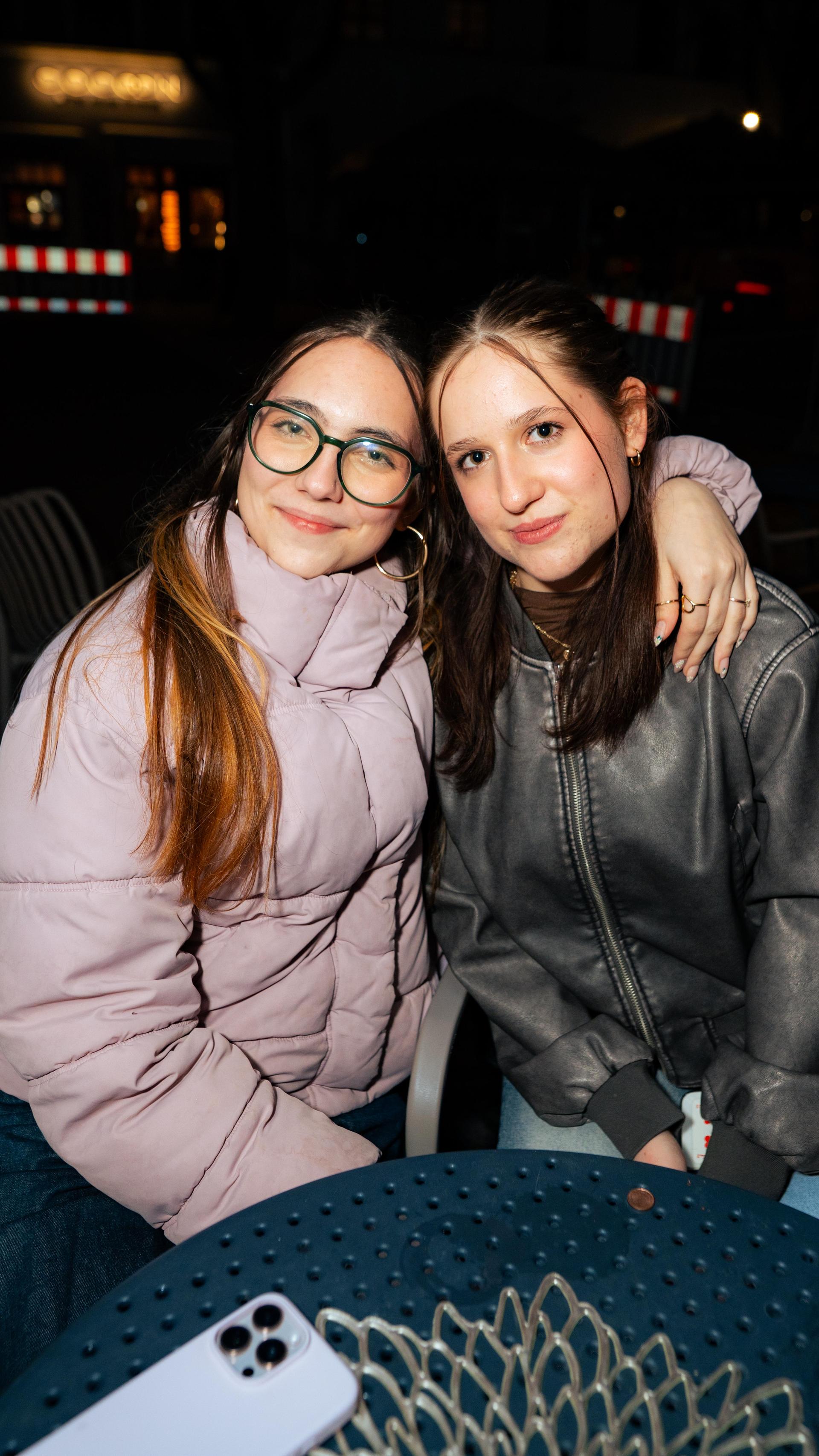 Die SantoRino-Bar in Weiden war für viele die erste Station eines ereignisreichen Wochenendes. (Bild: Hannes Stock)