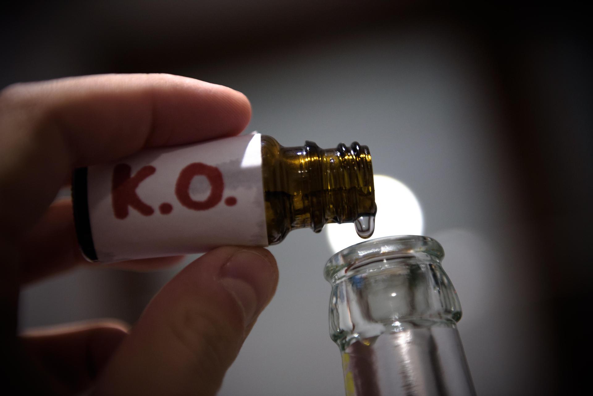 Eine 25-jährigen Frau aus Hof wurden beim Wiesenfest in Rehau möglicherweise K.-o.-Tropfen verabreicht. (Symbolbild: Nicolas Armer)