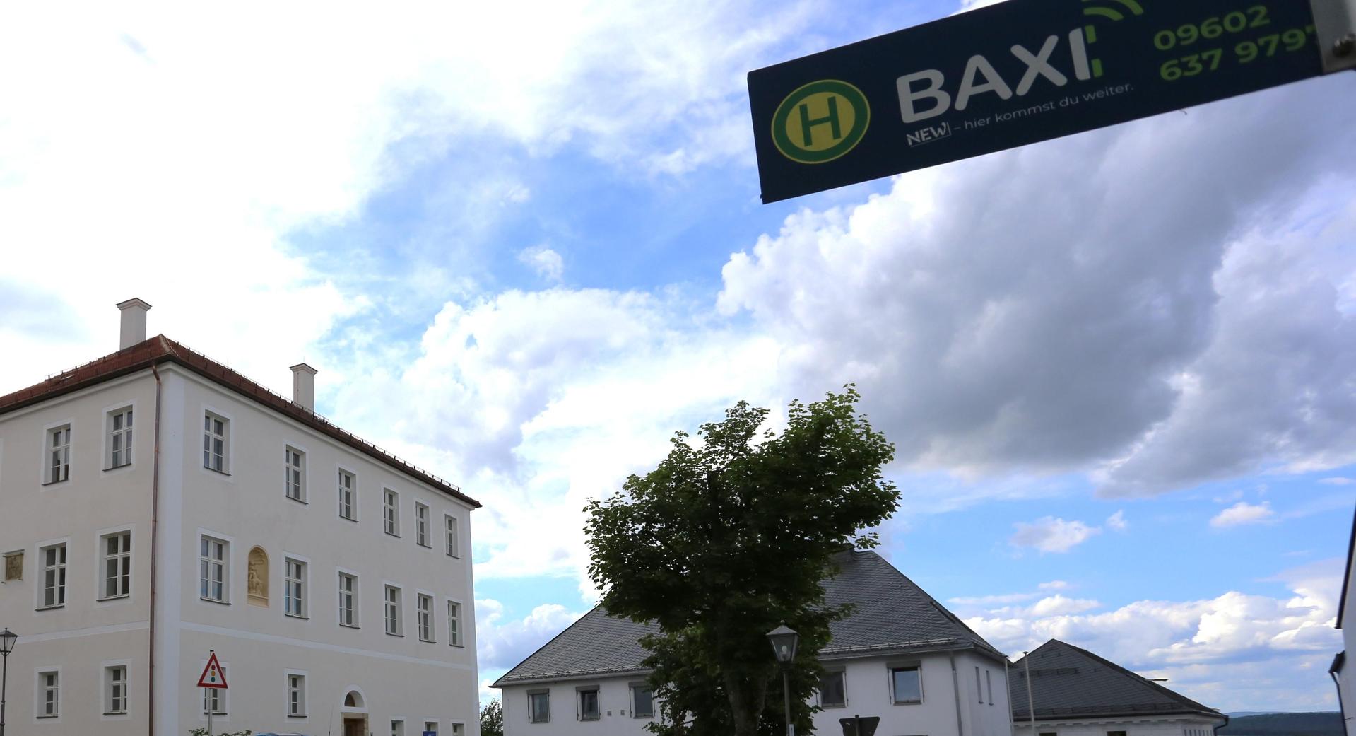 Ab 31. August sind mehrere BAXI-Haltestellen zwischen Eschenbach und Grafenwöhr gesperrt. (Symbolbild: Landkreis Neustadt a.d.Waldnaab / Marcel Weidner)