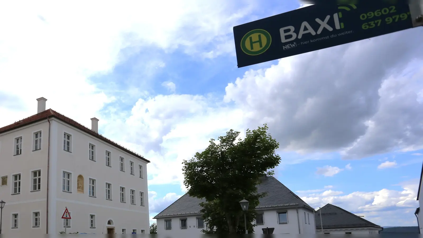 Ab 31. August sind mehrere BAXI-Haltestellen zwischen Eschenbach und Grafenwöhr gesperrt. (Symbolbild: Landkreis Neustadt a.d.Waldnaab / Marcel Weidner)