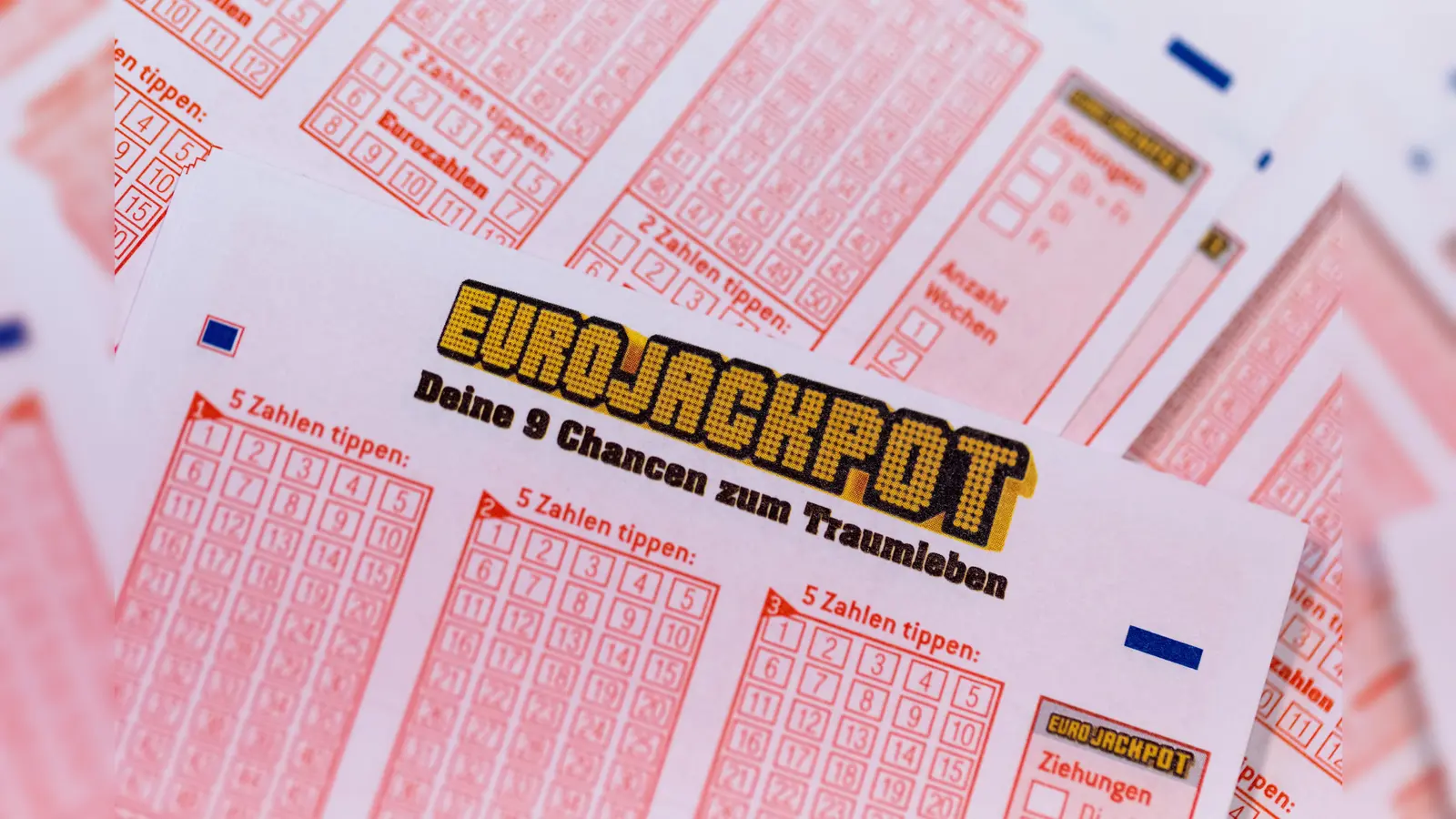 Die Oberpfalz hat in der vergangenen Woche beim Eurojackpot gleich zweimal abgeräumt. (Symbolbild: Rolf Vennenbernd, dpa)