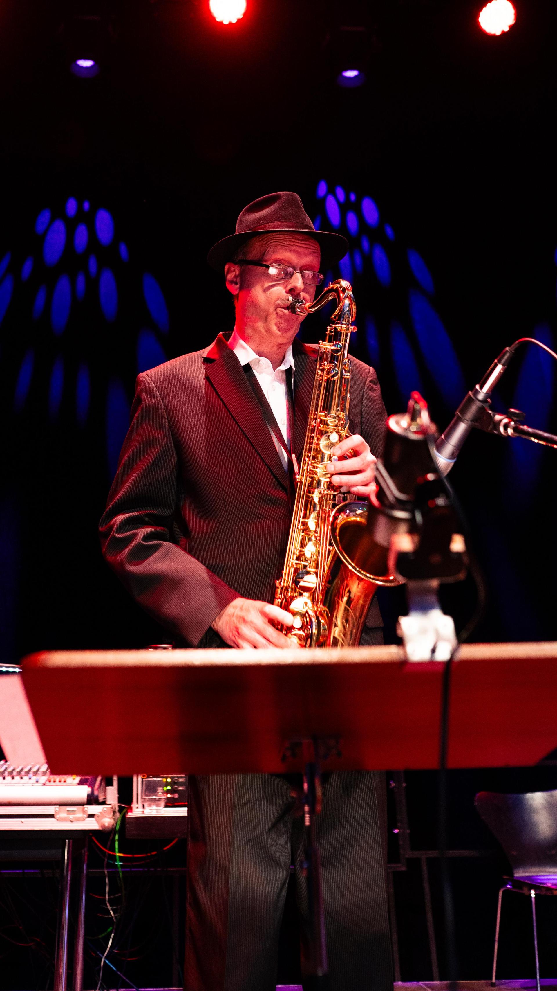 Abschlussball der Weidener Gymnnasien in der Max-Reger-Halle 2025 (Bild: Hannes Stock)