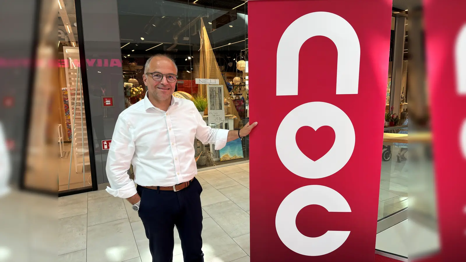 Dietmar Beutling ist auf der Suche nach Gastronomen für das Untergeschoss des Nordoberpfalz-Centers (NOC).  (Bild: Nils Ganzmann)