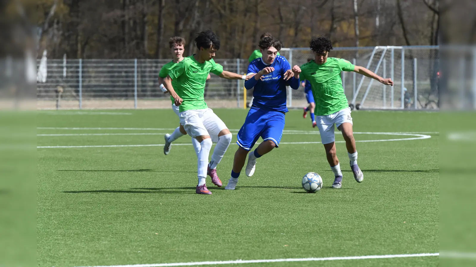 Bildergalerie der C-Junioren der SpVgg SV Weiden in der Bayernliga-Aufstiegsrunde. Die Weidener verloren die Partie mit 0:3 gegen Deggendorf.  (Bild: Gerhard Büttner)