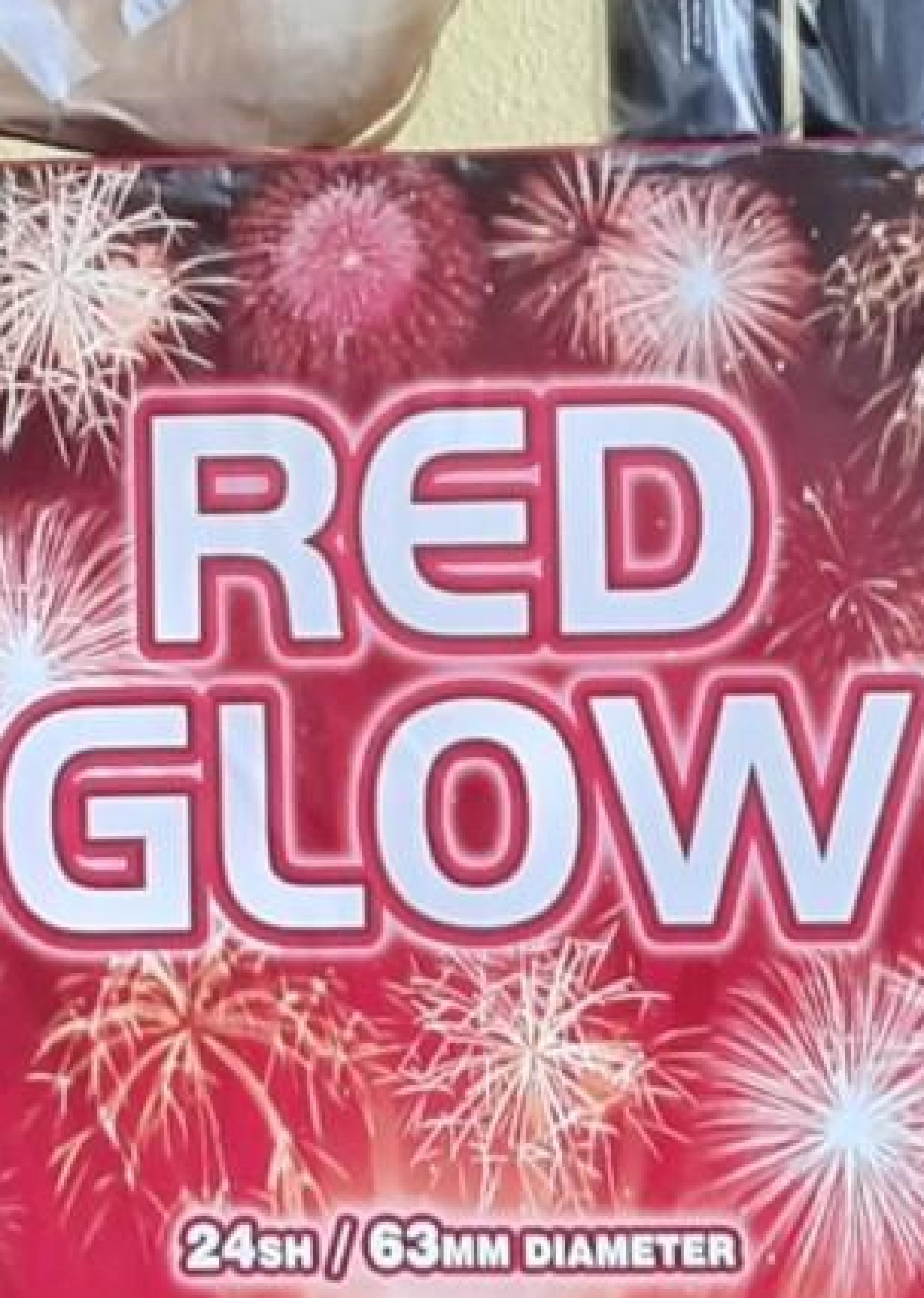 Zivilfahnder der Bundespolizeiinspektion Waidhaus fanden am Samstag, 30. September, in Waldsassen 34 Kilogramm verbotene Pyrotechnik im Kofferraum eines Pkw. Die Bundespolizei stellt Strafanzeige wegen Verstoßes gegen das Sprengstoffgesetz. (Bild: Bundespolizei/exb)