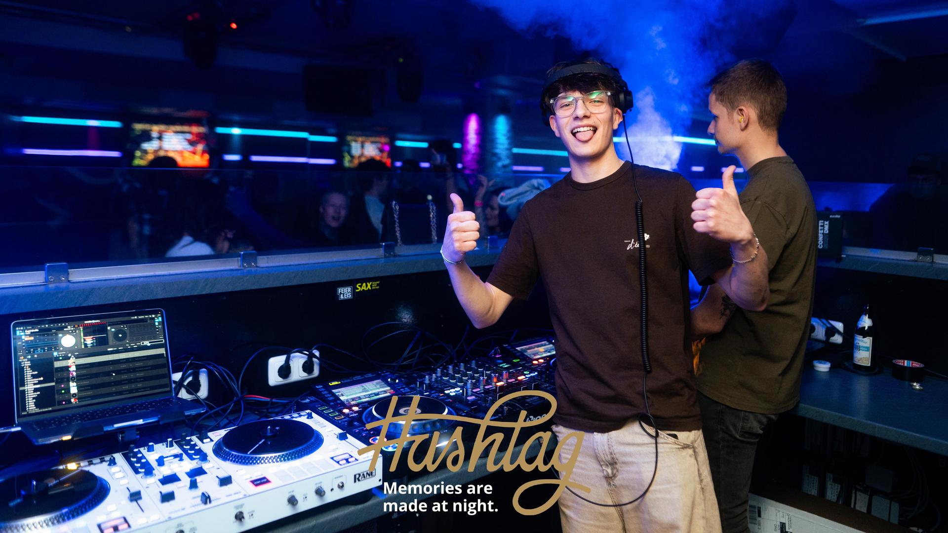 Im Hashtag haben euch am Freitag zwei neue, junge DJs eingeheizt: DJ Feco und DJ Whitekk. (Bild: Hannes Stock)