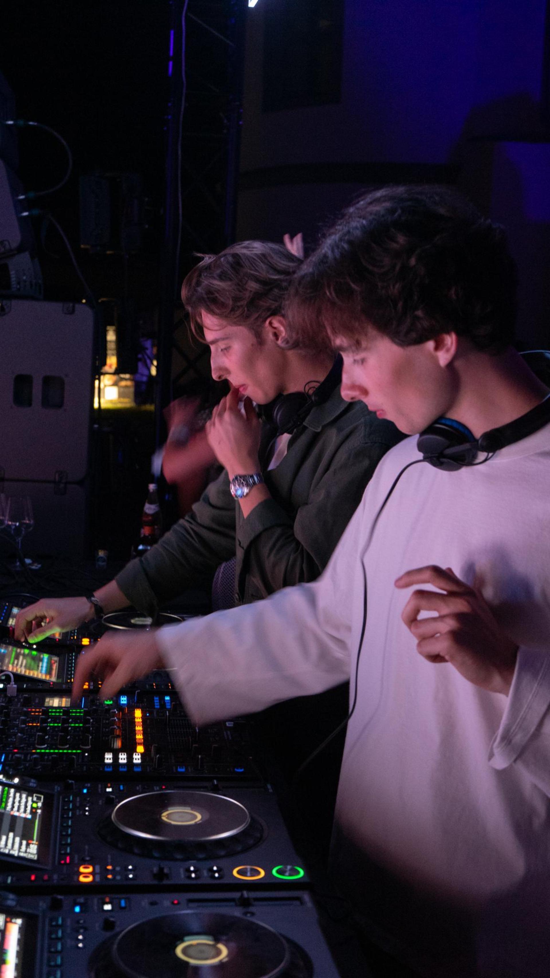Die Bilder vom LUMA House-Event an der Friedrichsburg in Vohenstrauß. (Bild: Kevin Bartmann)