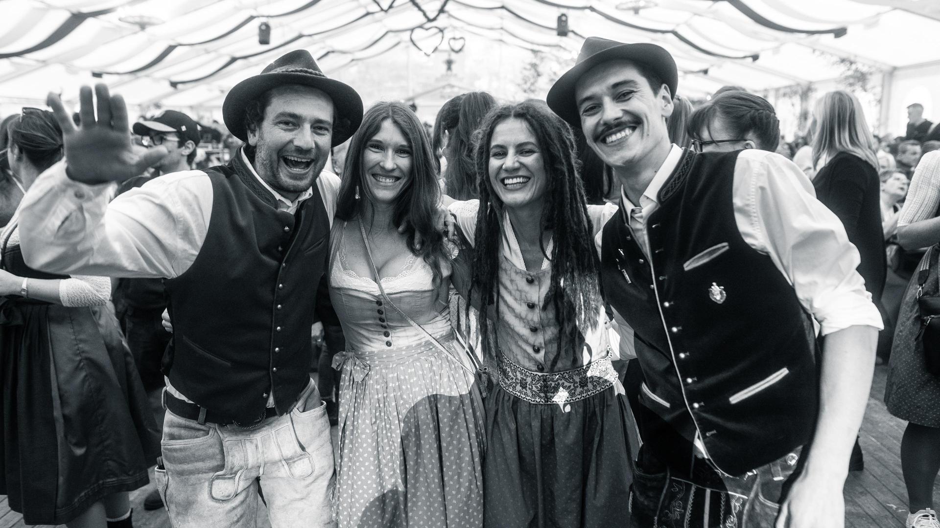 Am Sonntagabend bebte das Kirwa-Festzelt in Pfreimd. (Bild: Hannes Stock)