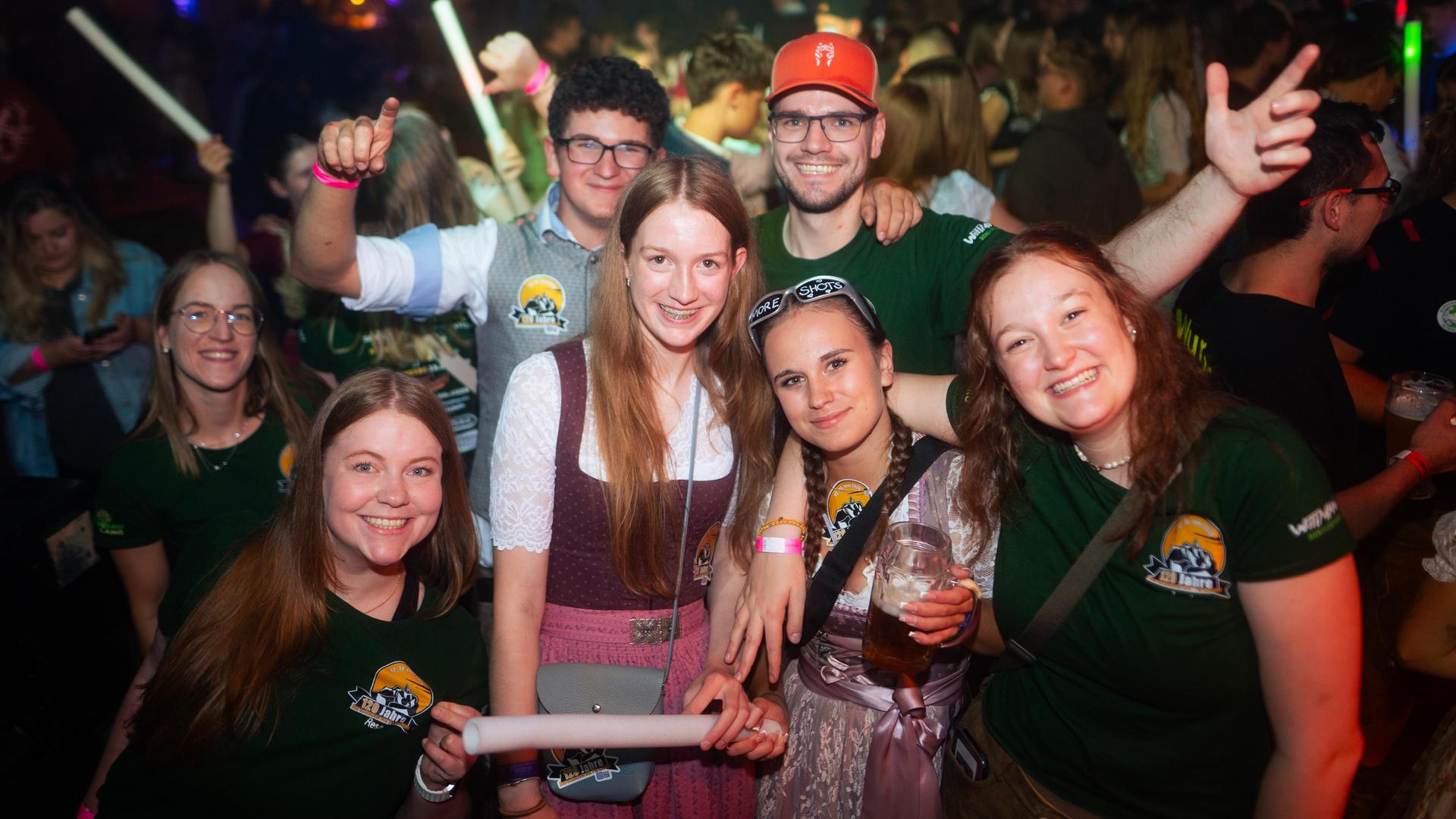 Die Fotos vom Freitagabend am Wurzer O&#39;Schnitt 2025. (Bild: Hannes Stock)