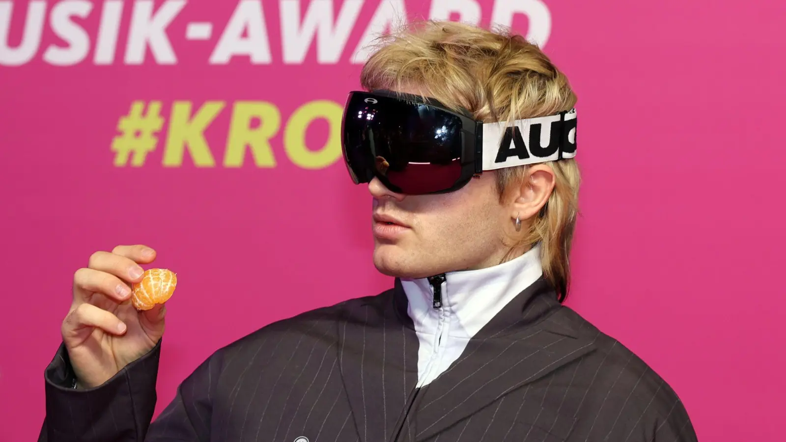 Rapper Ski Aggu kündigt eine Auszeit an.  (Archivbild: Friso Gentsch/dpa)