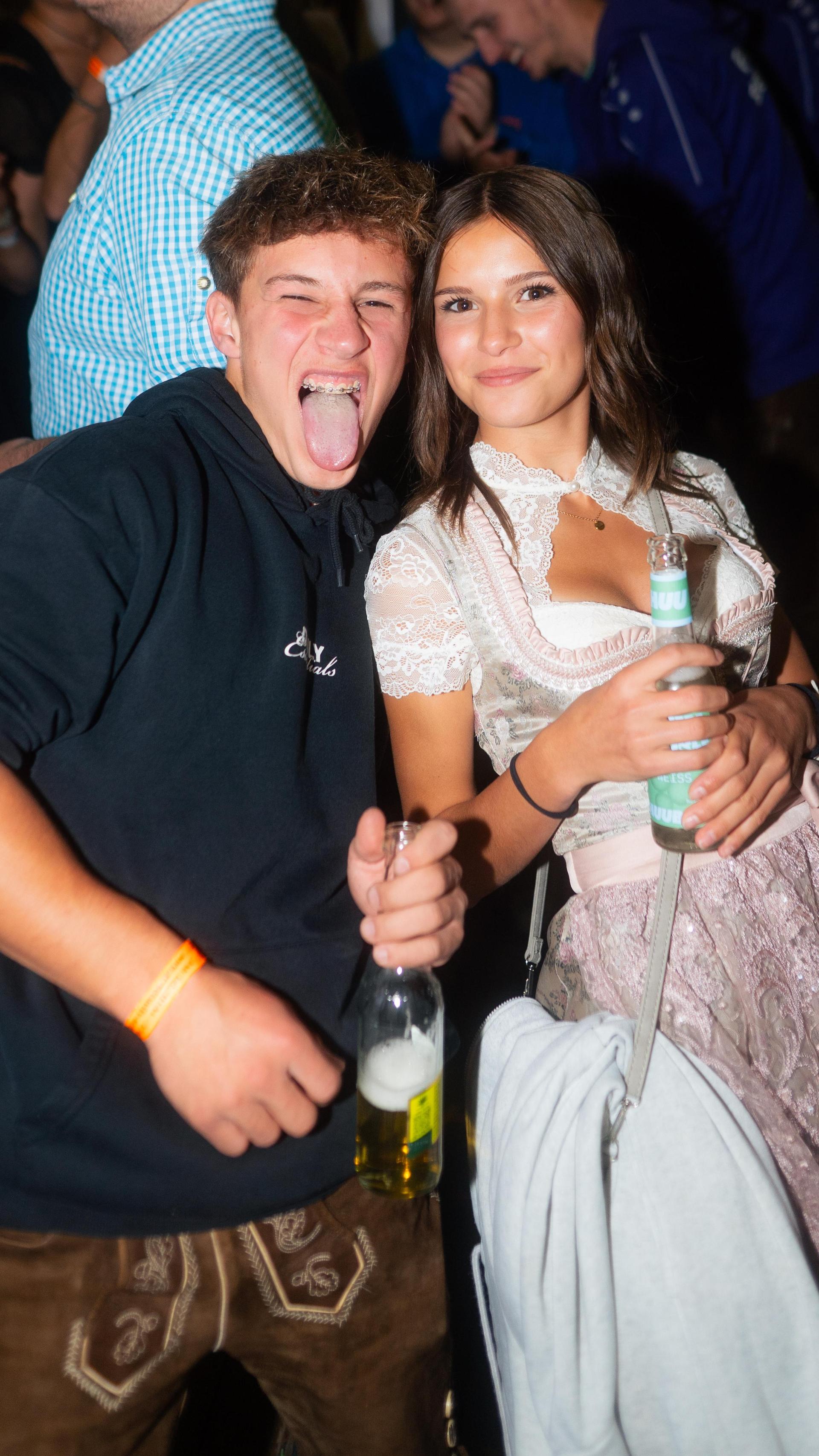 Wernberg feiert Kirwa, die Stoapfälzer Spitzbuam liefern die Musik zum Fest. (Bild: Hannes Stock)