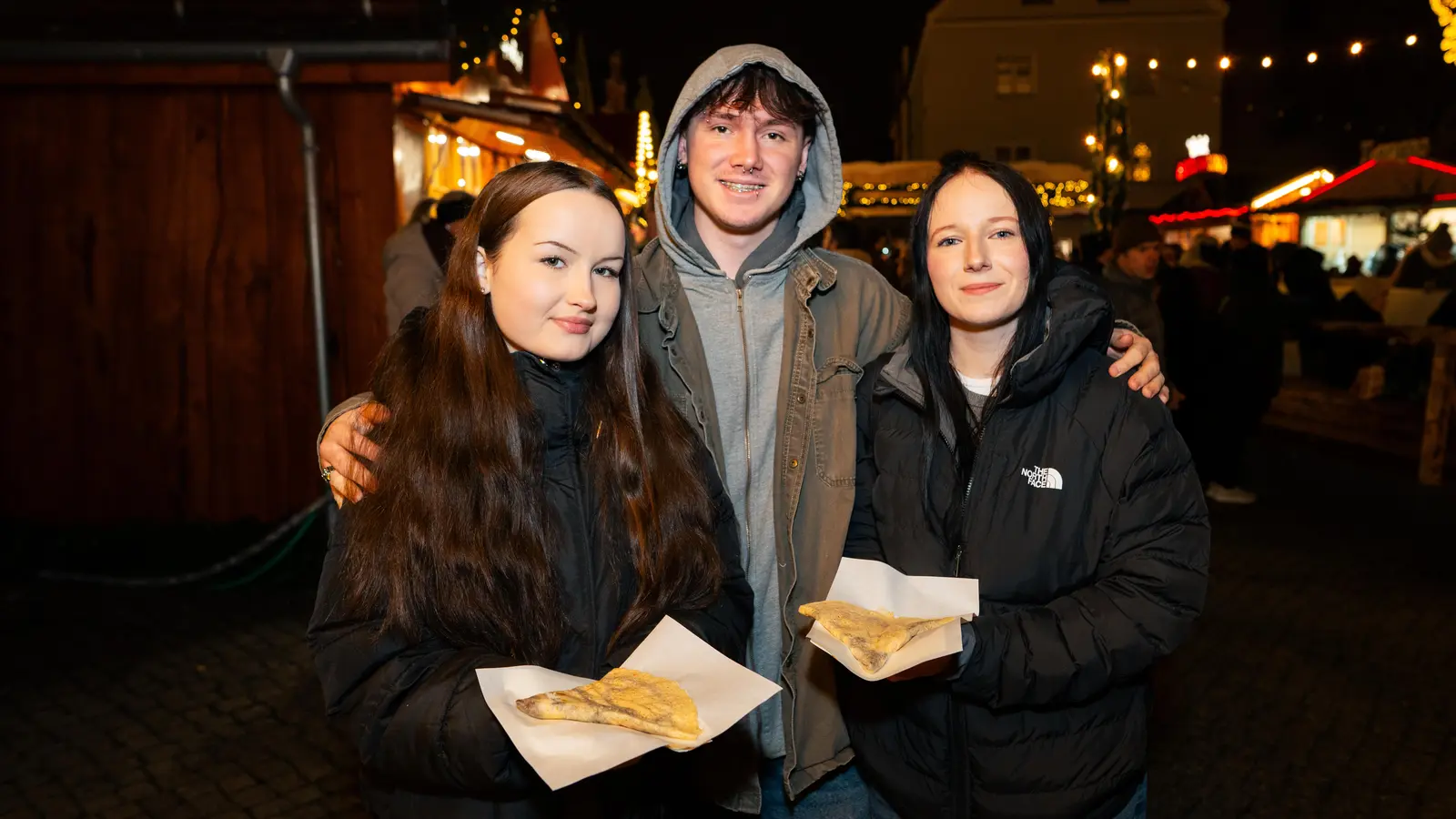 In Weiden war am Samstag auf dem Weihnachtsmarkt einiges los. (Bild: Hannes Stock)